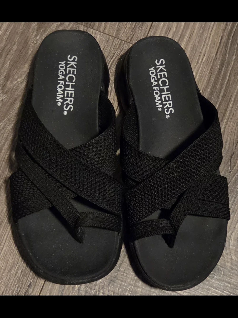 Skechers Black Cross-Size 6- Yoga Foam Sandals-BOX NOT INCLUDED